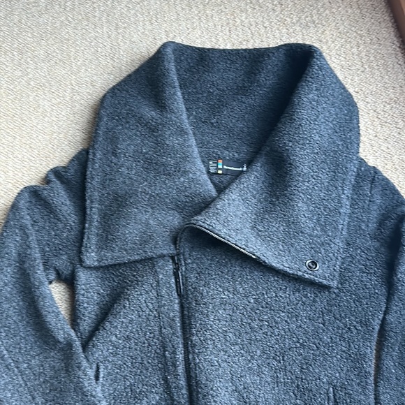 Smartwool Anchor Line Sherpa Asymmetrical Zip Up Merino Wool Coat - Picture 3 of 12